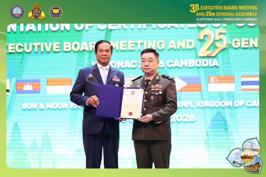 ឯកឧត្តមសន្តិបណ្ឌិត នេត សាវឿន អញ្ជើញបំពាក់មេដាយកិត្តិយស និង ប័ណ្ណសរសើរជូនប្រធាន VECONAC និងថ្នាក់ដឹកនាំសមាគមបណ្តាប្រទេសជាសមាជិក - Image 32
