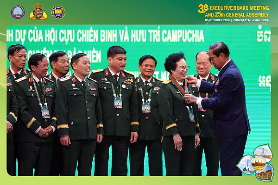 ឯកឧត្តម គន់ គីម អញ្ជើញក្នុងពិធីចុះហត្ថលេខាលើកិច្ចសហប្រតិបត្តិការជាមួយសមាគមអតីតយុទ្ធជនវៀតណាម - Image 21