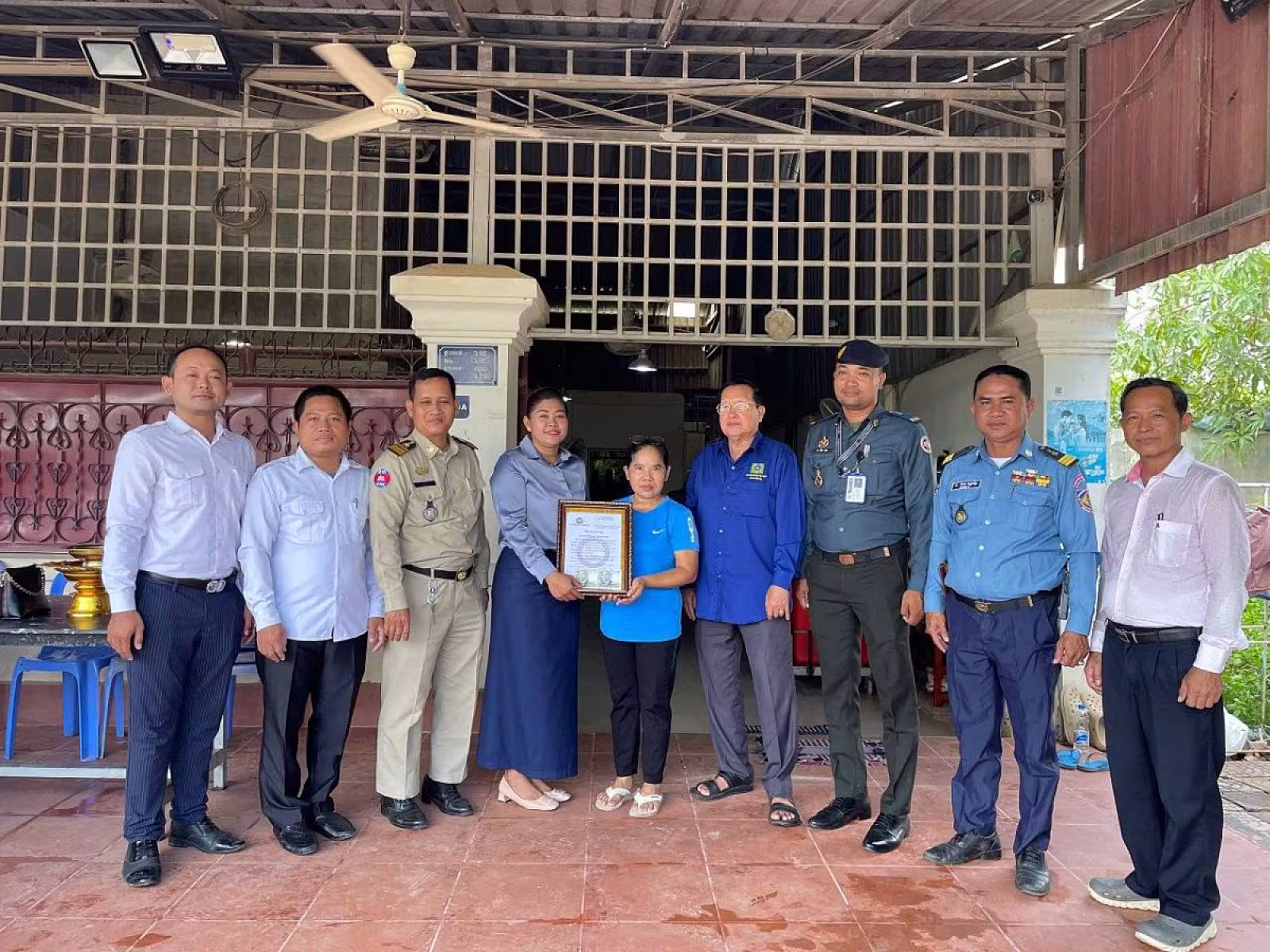 អ.ន.ក. ខណ្ឌសែនសុខ នាំយកថវិកាបេឡាមរណៈសង្រ្គោះជូនគ្រួសារសពសមាជិក ចំនួន ៧គ្រួសារ