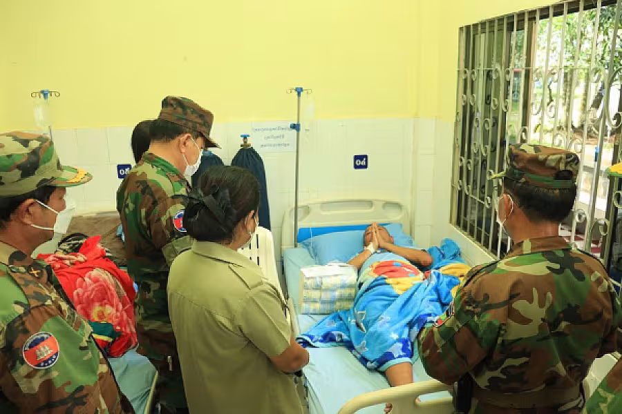 កោះកុង CVA ប្រគល់​ជំនួយ​ដល់​អតីតយុទ្ធជន​ដែល​មាន​ជំងឺ​ធ្ងន់ធ្ងរ ក្នុង​នាម​លោក ហ៊ុន ម៉ាណែត - Image 3