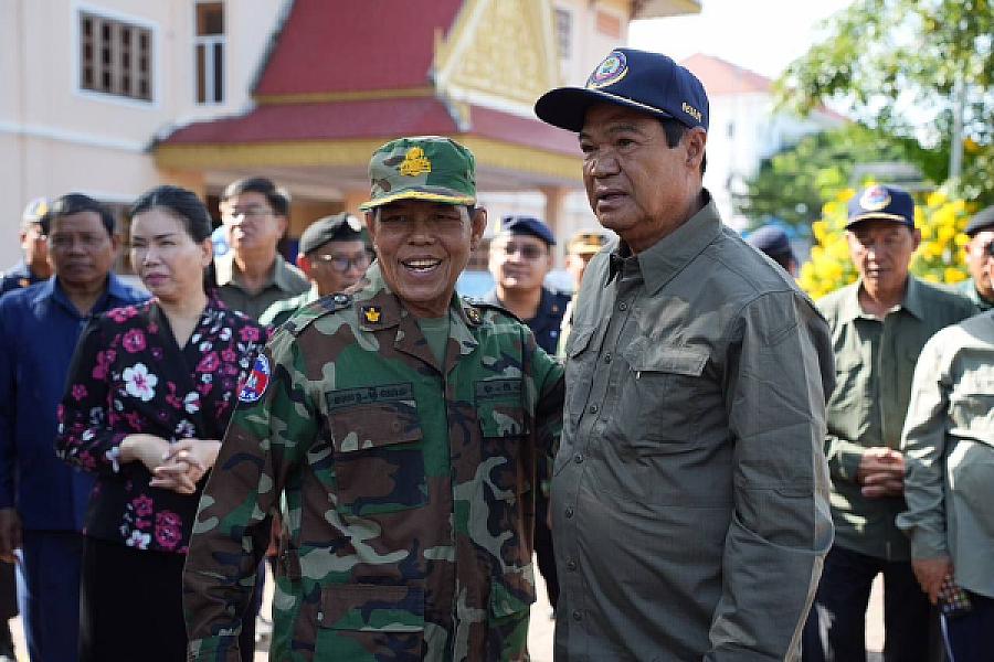 អំណោយរបស់សម្តេចបវរធិបតី ហ៊ុន ម៉ាណែត និងលោកជំទាវបណ្ឌិត ត្រូវបានឯកឧត្តម នូ ស៊ីថា នាំយកទៅប្រគល់ជូនវីរកងទ័ព នៅខេត្តប៉ៃលិន - Image 2