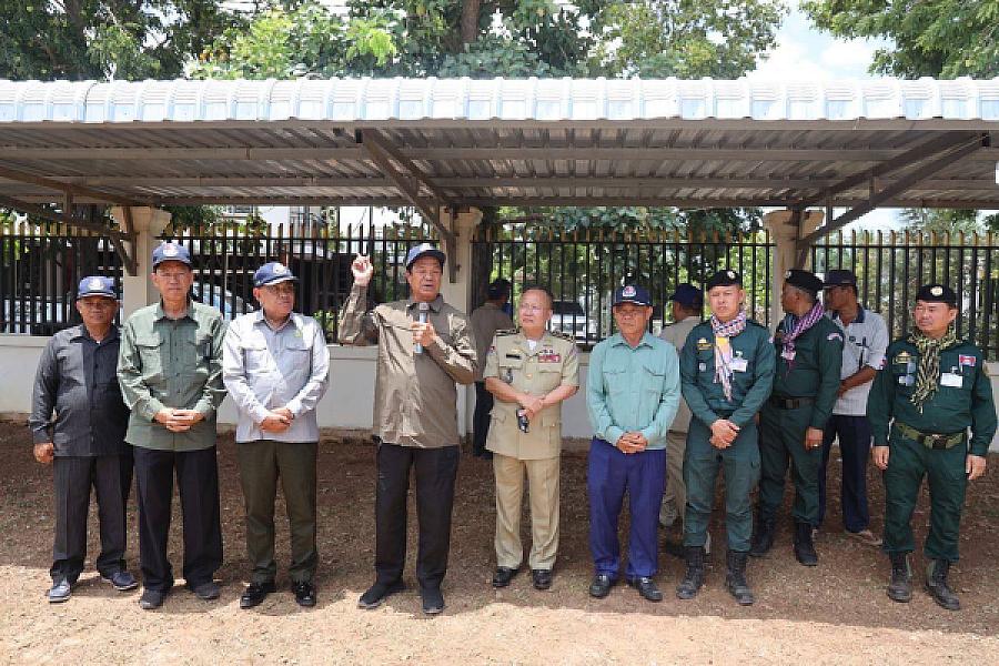 គ្រួសារកងទ័ព និងគ្រួសារអតីតយុទ្ធជន ចំនួន ១ពាន់គ្រួសារ ទទួលបានអំណោយរបស់សម្តេចកិត្តិព្រឹទ្ធបណ្ឌិត ប៊ុន រ៉ានី ហ៊ុន សែន  - Image 3