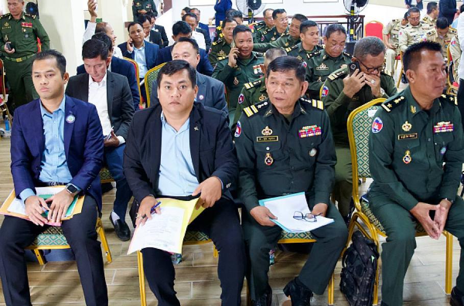 ឯកឧត្តមកិត្តិសង្គហបណ្ឌិត គន់ គីម បានអញ្ជើញជាអធិបតីភាពដឹកនាំកិច្ចប្រជុំបូកសរុបលទ្ធផលការងារឆមាសទី១ ឆ្នាំ២០២៥ - Image 5