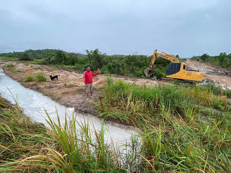 ឯកឧត្តម អេង ចំរើន ផ្ដល់ថវិកាសាងសង់ផ្លូវគ្រួសក្រហមប្រវែង ៥៥០ម៉ែត្រ ក្នុងដីសម្បទានសង្គមកិច្ចខេត្តព្រះសីហនុ - Image 7
