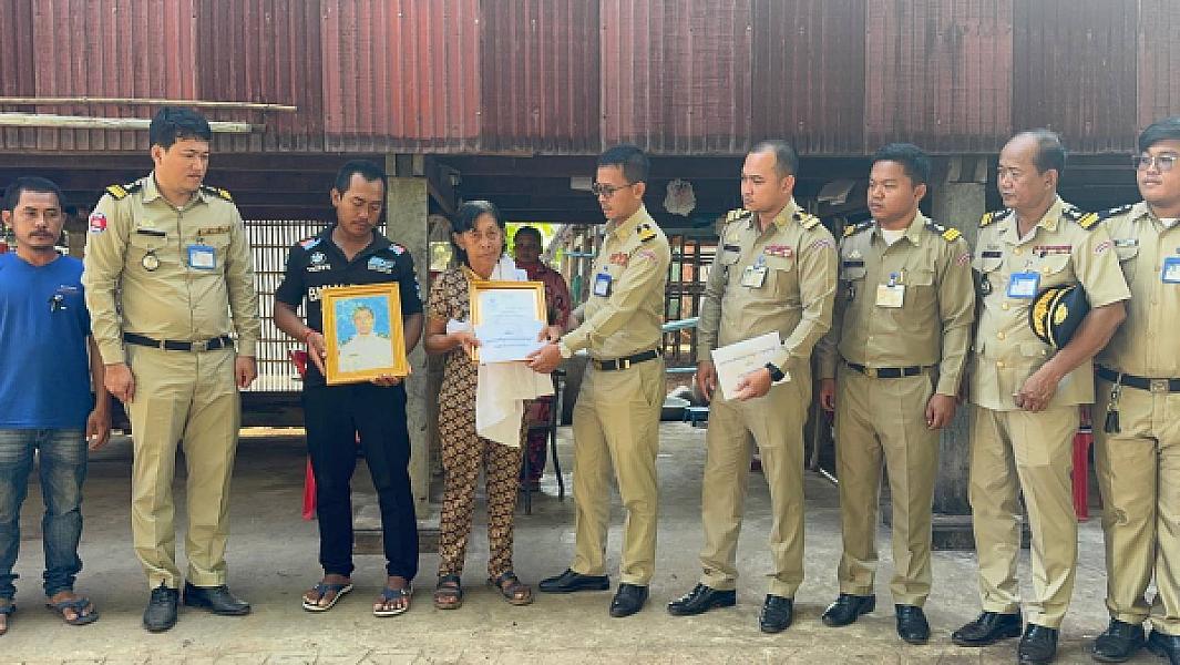 ស.អ.ក ខេត្តត្បូងឃ្មុំ នាំយកថវិកាបេឡាមរណសង្គ្រោះជូនគ្រួសារសពអតីតយុទ្ធជន៤គ្រួសារ - Image 2