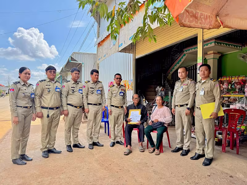 ស.អ.ក ខេត្តត្បូងឃ្មុំ នាំយកថវិកាបេឡាមរណសង្គ្រោះជូនគ្រួសារសពអតីតយុទ្ធជន៤គ្រួសារ - Image 4