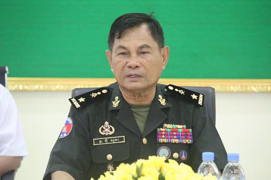 ស.អ.ក ខេត្តកំពង់ឆ្នាំង នាំយកថវិកាបេឡាមរណសង្រ្គោះជូនគ្រួសារសពអតីតយុទ្ធជន១៦គ្រួសារ