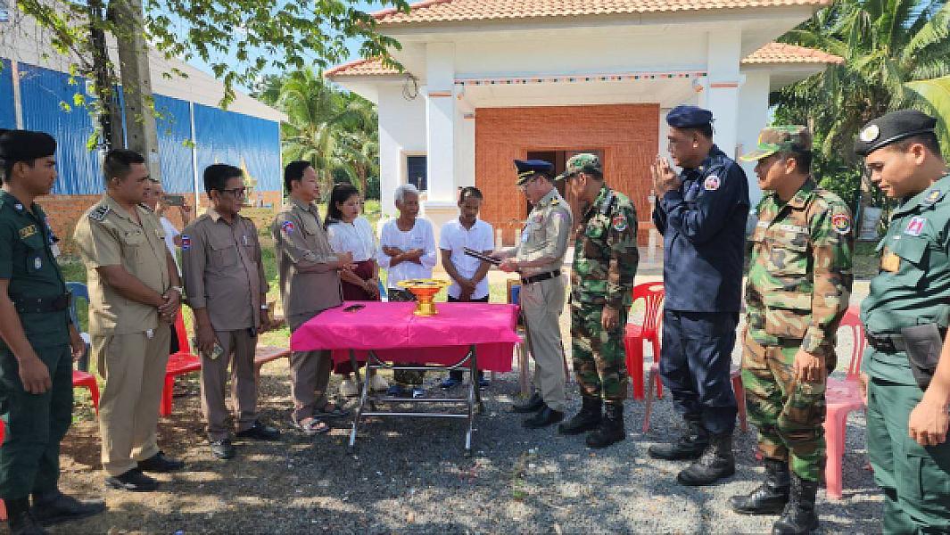 ស.អ.ក ខេត្តបន្ទាយមានជ័យ នាំយកថវិកាបេឡាមរណសង្គ្រោះជូនដល់គ្រួសារសពអតីតយុទ្ធជនមួយគ្រួសារ - Image 3