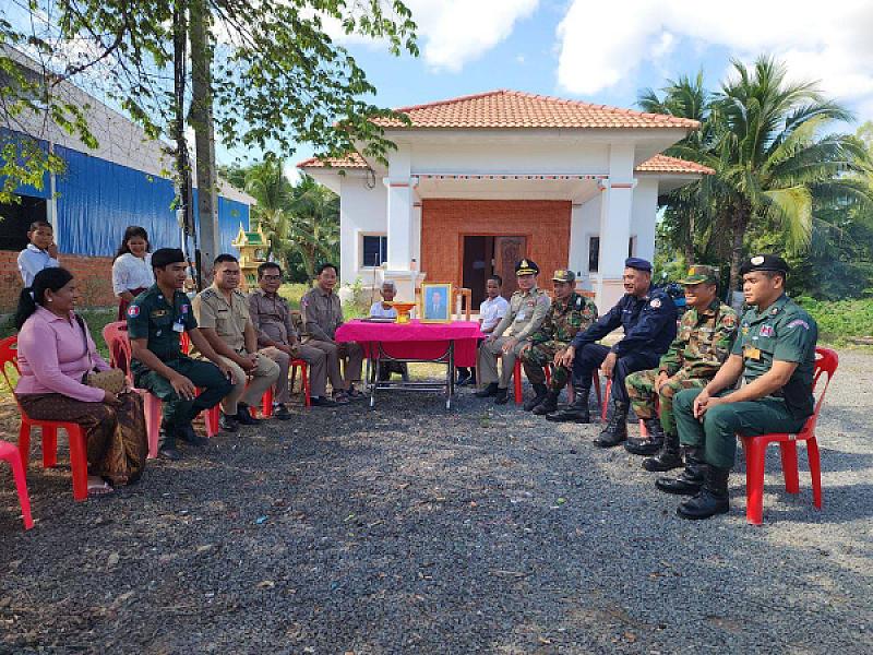 ស.អ.ក ខេត្តបន្ទាយមានជ័យ នាំយកថវិកាបេឡាមរណសង្គ្រោះជូនដល់គ្រួសារសពអតីតយុទ្ធជនមួយគ្រួសារ - Image 4