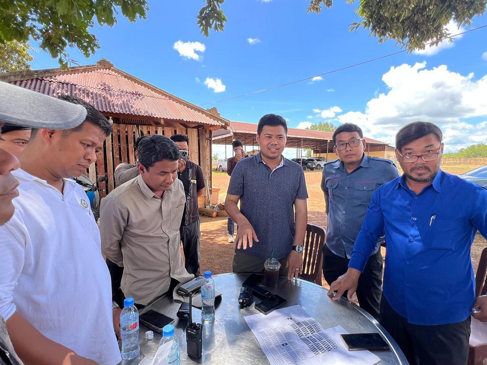 ស.អ.ក ខេត្តបាត់ដំបង ចុះពិនិត្យដីសម្បទានសង្គមកិច្ច និងហេដ្ឋារចនាសម័្ពន្ធ ជូនអតីតយុទ្ធជន