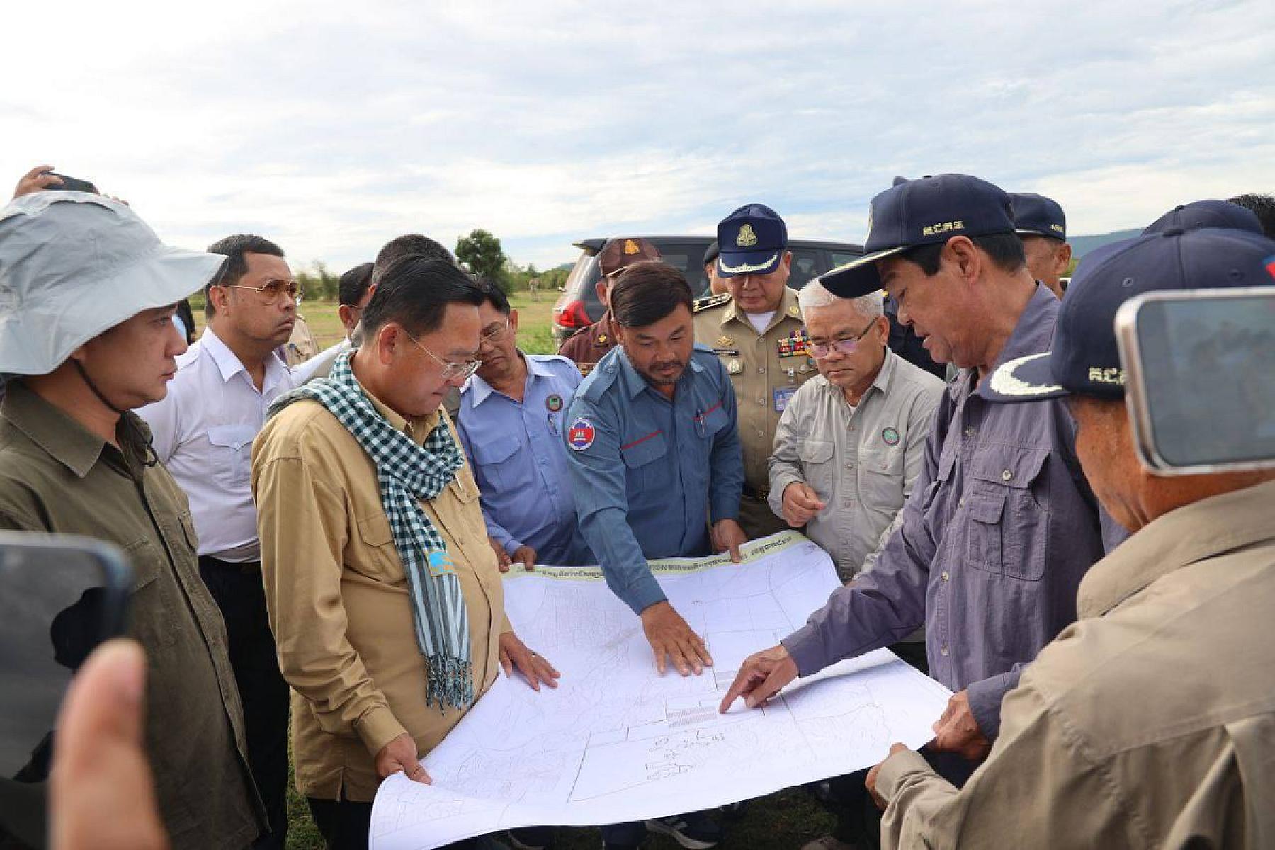 ឯកឧត្តមកិត្តិសង្គហបណ្ឌិត គន់ គីម ចុះពិនិត្យរៀបចំដីសម្បទានសង្គមកិច្ចសម្រាប់សាងសង់ផ្ទះជូនអតីតយុទ្ធជន