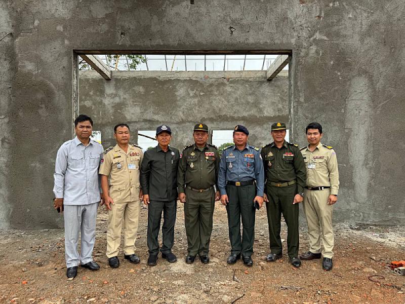 ឯកឧត្តម ឈៀ ស៊ីដារ៉ា ចុះពិនិត្យដំណើរការសាងសង់អគារស្នាក់ការ ស.អ.ក ខេត្តរតនគិរី