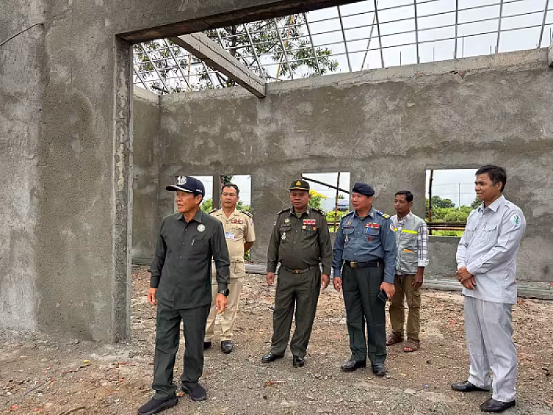 ឯកឧត្តម ឈៀ ស៊ីដារ៉ា ចុះពិនិត្យដំណើរការសាងសង់អគារស្នាក់ការ ស.អ.ក ខេត្តរតនគិរី - Image 2