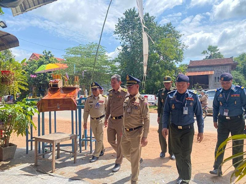 ស.អ.ក ខេត្តសៀមរាប នាំយកថវិកាបេឡាមរណសង្គ្រោះជូនដល់គ្រួសារនៃសពអតីតយុទ្ធជន៣គ្រួសារ