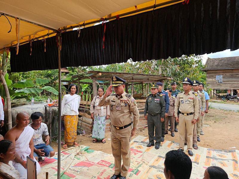 ស.អ.ក ខេត្តសៀមរាប នាំយកថវិកាបេឡាមរណសង្គ្រោះជូនដល់គ្រួសារនៃសពអតីតយុទ្ធជន៣គ្រួសារ - Image 3