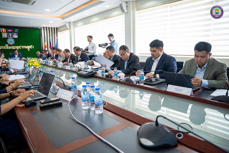 ឯកឧត្តមកិត្តិសង្គហបណ្ឌិត គន់ គីម ទេសរដ្ឋមន្រ្តី អនុប្រធាន និងជាអគ្គលេខាធិការសមាគមអតីតយុទ្ធជនកម្ពុជា បានអញ្ជើញដឹកនាំកិច្ចប្រជុំពិភាក្សាការងាររៀបចំមហាសន្និបាតវិសាមញ្ញតំណាងសមាគមអតីតយុទ្ធជនកម្ពុជា - Image 7