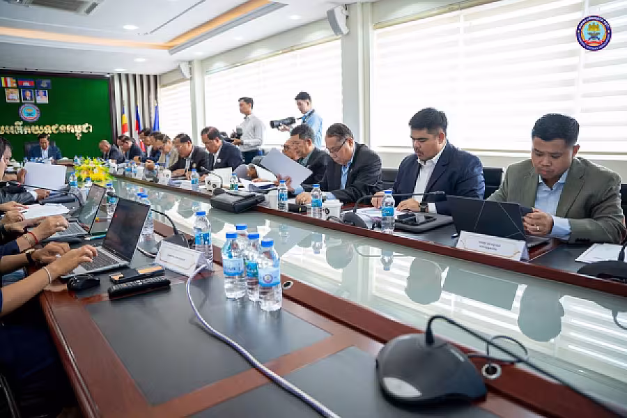 ឯកឧត្តមកិត្តិសង្គហបណ្ឌិត គន់ គីម ទេសរដ្ឋមន្រ្តី អនុប្រធាន និងជាអគ្គលេខាធិការសមាគមអតីតយុទ្ធជនកម្ពុជា បានអញ្ជើញដឹកនាំកិច្ចប្រជុំពិភាក្សាការងាររៀបចំមហាសន្និបាតវិសាមញ្ញតំណាងសមាគមអតីតយុទ្ធជនកម្ពុជា - Image 7