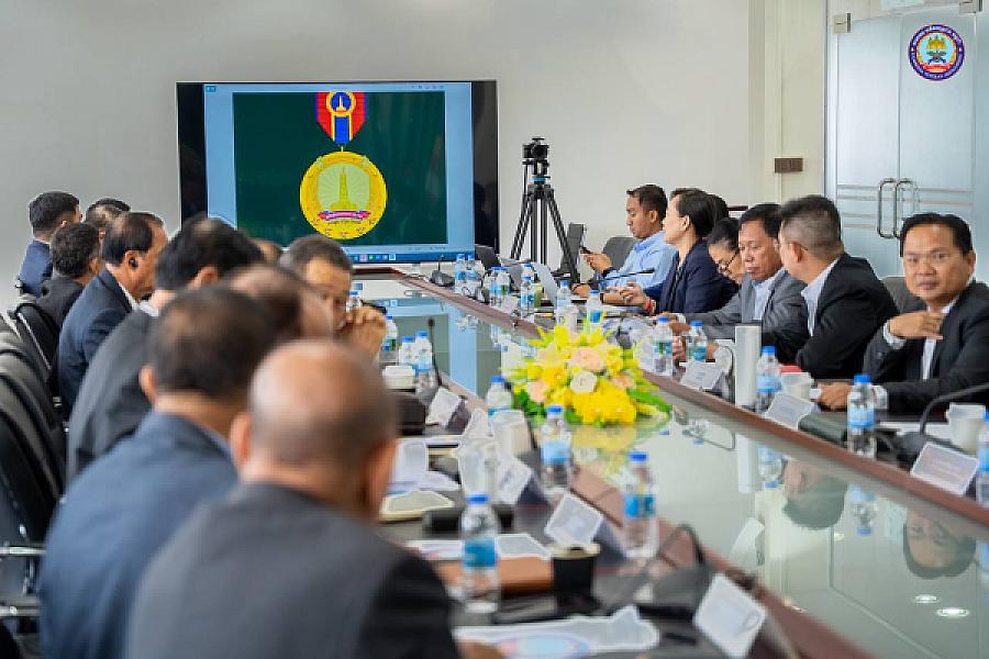 ឯកឧត្តមកិត្តិសង្គហបណ្ឌិត គន់ គីម ដឹកនាំកិច្ចប្រជុំពិភាក្សាត្រៀមរៀបចំមហាសន្និបាតវិសាមញ្ញសមាគមអតីតយុទ្ធជន - Image 2