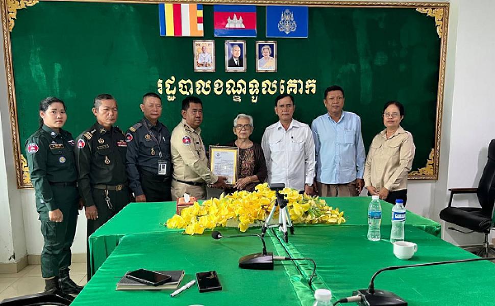 ស.អ.ក. រាជធានីភ្នំពេញបន្តប្រគល់ថវិកាបេឡាមរណសង្គ្រោះជូនគ្រួសារសពអតីតយុទ្ធជនចំនួនបីគ្រួសារ - Image 4