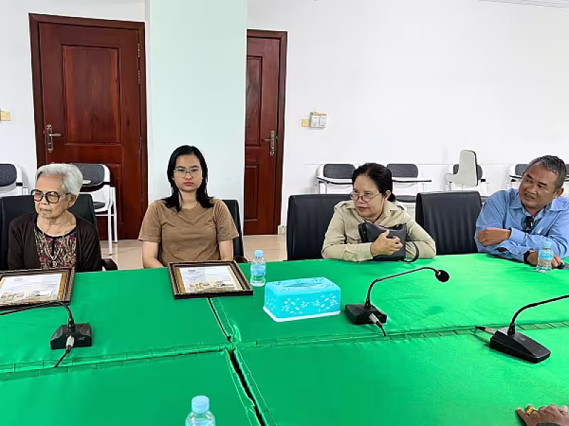 ស.អ.ក. រាជធានីភ្នំពេញបន្តប្រគល់ថវិកាបេឡាមរណសង្គ្រោះជូនគ្រួសារសពអតីតយុទ្ធជនចំនួនបីគ្រួសារ - Image 8