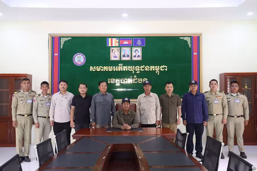 ឯកឧត្តមកិត្តិសង្គហបណ្ឌិត គន់ គីម បានអញ្ជើញចុះពិនិត្យវឌ្ឍនភាពការងារ និងរៀបចំទីស្នាក់សមាគមអតីតយុទ្ធជនកម្ពុជា - Image 3