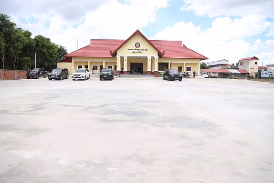 ឯកឧត្តមកិត្តិសង្គហបណ្ឌិត គន់ គីម បានអញ្ជើញចុះពិនិត្យវឌ្ឍនភាពការងារ និងរៀបចំទីស្នាក់សមាគមអតីតយុទ្ធជនកម្ពុជា - Image 6