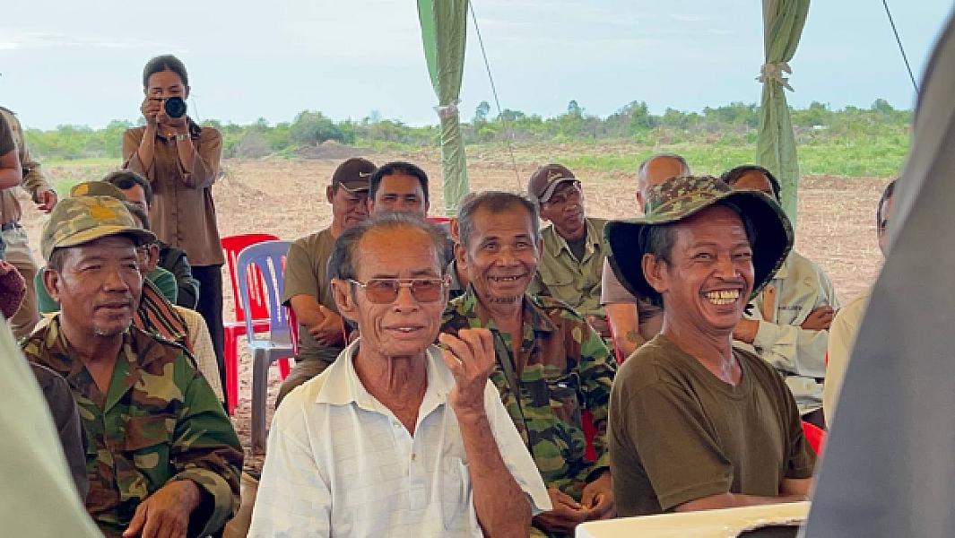 អតីតយុទ្ធជន ៤០គ្រួសារ ចាប់ឆ្នោតដើម្បីត្រៀមទទួលអំណោយផ្ទះ និងដី ពីសម្តេចធិបតី ហ៊ុន ម៉ាណែត នាស្អែកនេះ - Image 2