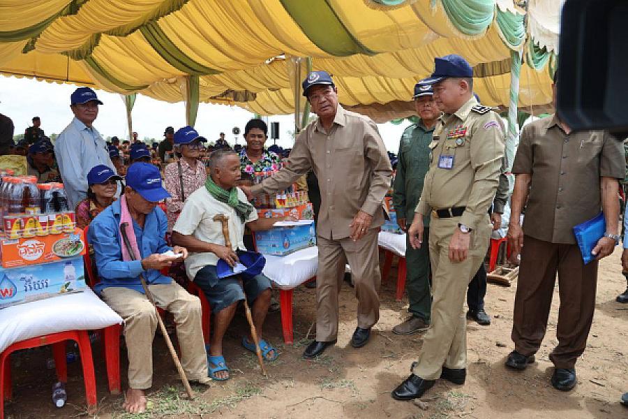 រាជរដ្ឋាភិបាលដឹកនាំដោយសម្តេចធិបតីបន្តខិតខំកសាង និងលើកកម្ពស់ជីវភាពអតីតយុទ្ធជនឱ្យកាន់តែប្រសើរ - Image 14