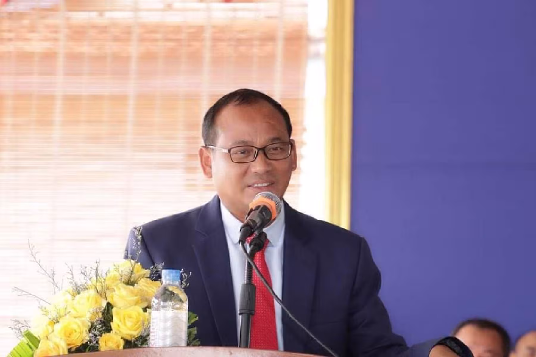 កឧត្តម ស៊ុន សុវណ្ណារិទ្ធិ អភិបាលនៃគណះអភិបាលខេត្តកំពង់ឆ្នាំង បានឧបត្ថម្ភថវិកា ៥០០០ ដុល្លារ ដើម្បីរៀបចំមហាសន្និបាតវិសាមញ្ញទូទាំងប្រទេស តំណាងសមាគមអតីតយុទ្ធជកម្ពុជា