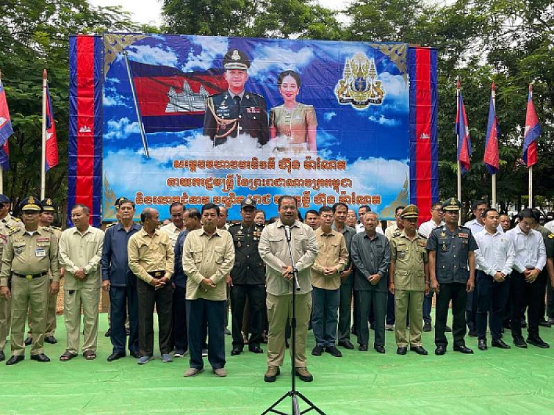 គ្រួសារអតីតយុទ្ធជន និវត្តជន និងគ្រួសារកងទ័ពចំនួន ២៩០គ្រួសារ ទទួលអំណោយដ៏ថ្លៃថ្លារបស់សម្ដេចធិបតី 