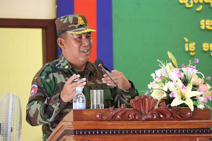 លោកឧត្តមសេនីយ៍ត្រី នៃ និយម មេបញ្ជាការតំបន់ប្រតិបត្តិការសឹករងខេត្តកណ្ដាល បានឧបត្ថម្ភថវិកា ៥០០ ដុល្លារ ដើម្បីរៀបចំមហាសន្និបាតវិសាមញ្ញទូទាំងប្រទេស តំណាងសមាគមអតីតយុទ្ធជកម្ពុជា