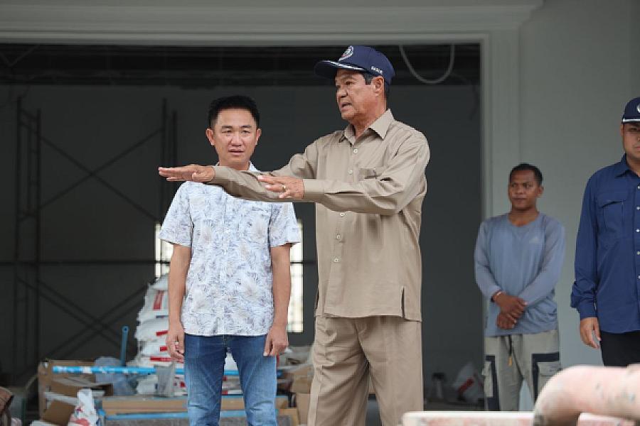 ឯកឧត្តមកិត្តិសង្គហបណ្ឌិត គន់ គីម បានអញ្ជើញត្រួតពិនិត្យក្រុមការងារសាងសង់ទីស្នាក់សមាគមអតីតយុទ្ធជនកម្ពុជាខេត្តពោធិ៍សាត់ ស្ថិតក្នុងក្រុងពោធិ៍សាត់ - Image 3