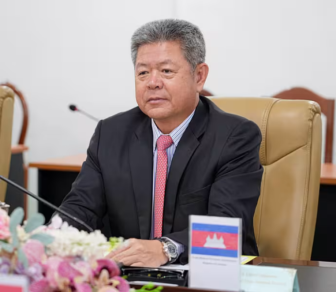 ឯកឧត្តម គួច ចំរើន អភិបាលនៃគណៈអភិបាលខេត្តកណ្ដាល បានឧបត្ថម្ភថវិកា ៤០លានរៀល ដើម្បីរៀបចំមហាសន្និបាតវិសាមញ្ញទូទាំងប្រទេស តំណាងសមាគមអតីតយុទ្ធជកម្ពុជា