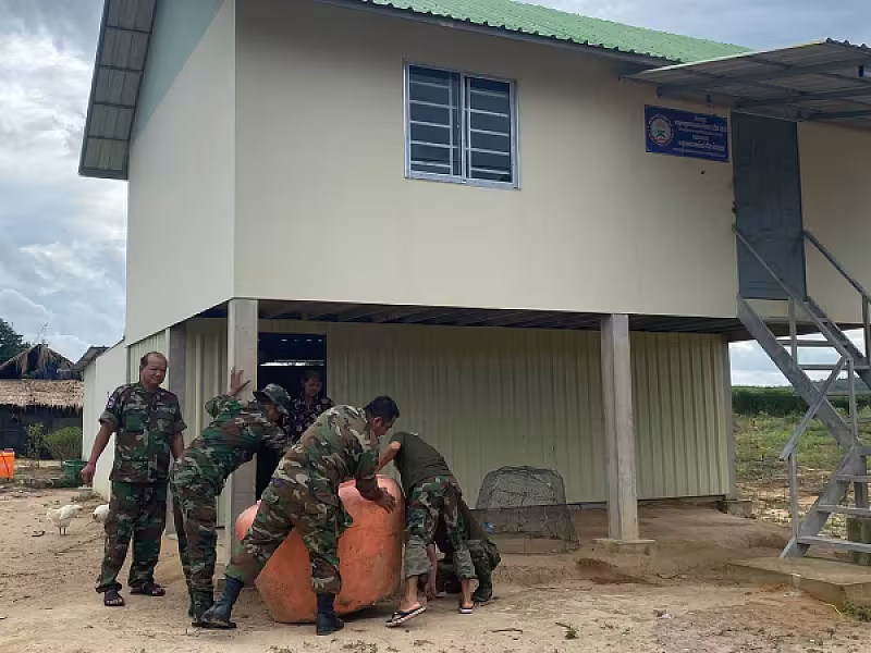 ស.អ.ក ខេត្តព្រះសីហនុ នាំយកពាង និងដើមចេក ចែកជូនបងប្អូនអតីតយុទ្ធជនសម្រាប់ប្រើប្រាស់ និងបង្កបង្កើនផល - Image 3