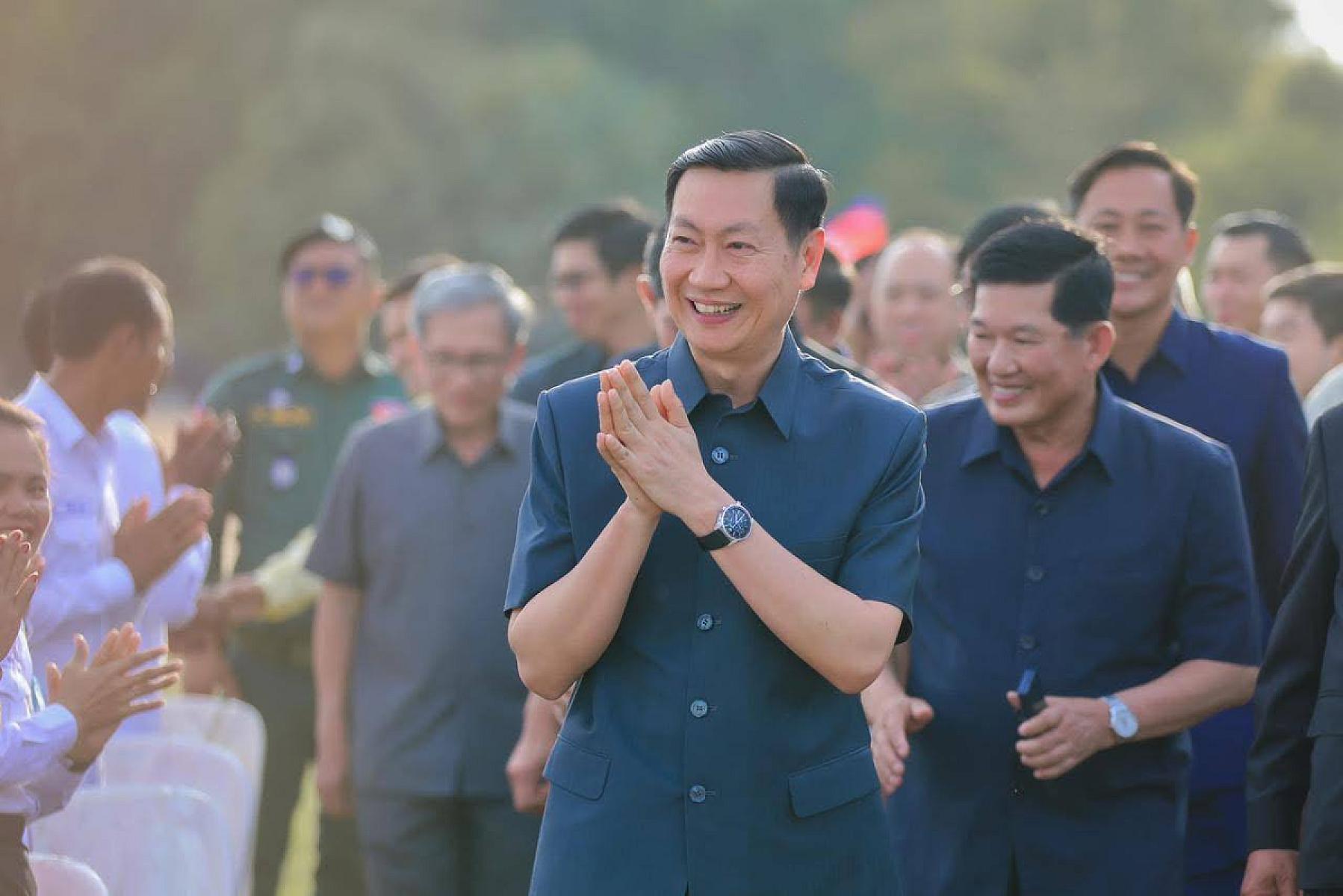 ឯកឧត្តម កែវ រតនៈ រដ្ឋមន្រ្តីក្រសួងរ៉ែ និងថាមពល បានឧបត្ថម្ភថវិកា ៤០ លានរៀល ដើម្បីរៀបចំមហាសន្និបាតវិសាមញ្ញទូទាំងប្រទេស តំណាងសមាគមអតីតយុទ្ធជកម្ពុជា