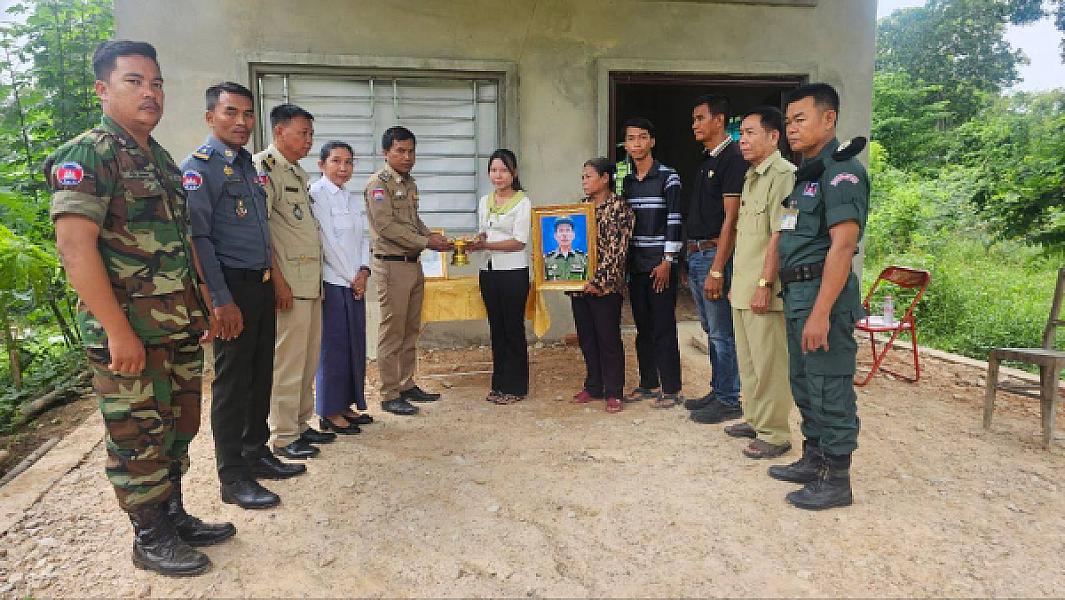 ស.អ.ក ខេត្តបន្ទាយមានជ័យ នាំយកថវិកាបេឡាមរណសង្គ្រោះប្រគល់ជូនគ្រួសារសពអតីតយុទ្ធជនចំនួន ២ គ្រួសារ - Image 3