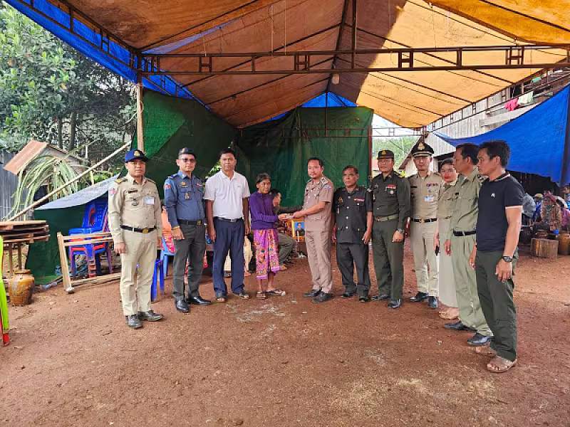 ស.អ.ក ខេត្តរតនគិរី នាំយកថវិកាបេឡាមរណសង្គ្រោះជូនគ្រួសារសពសមាជិកអតីតយុទ្ធជនចំនួន ០១គ្រួសារ - Image 2