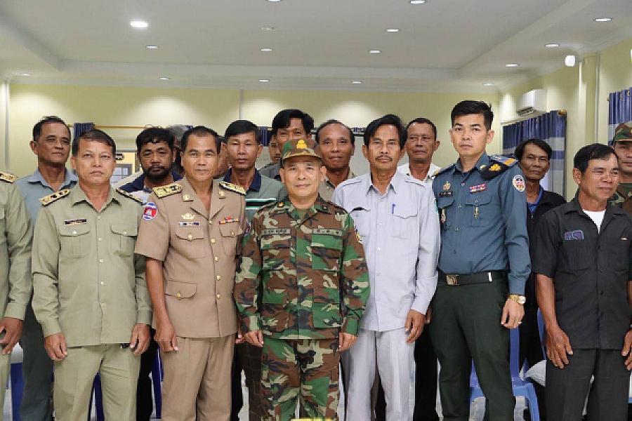 អតីតយុទ្ធជនខ្វះខាតក្នុងខេត្តកោះកុងចំនួន២០នាក់ទទួលបានអំណោយដ៏ថ្លៃថ្លារបស់សម្តេចធិបតី - Image 6