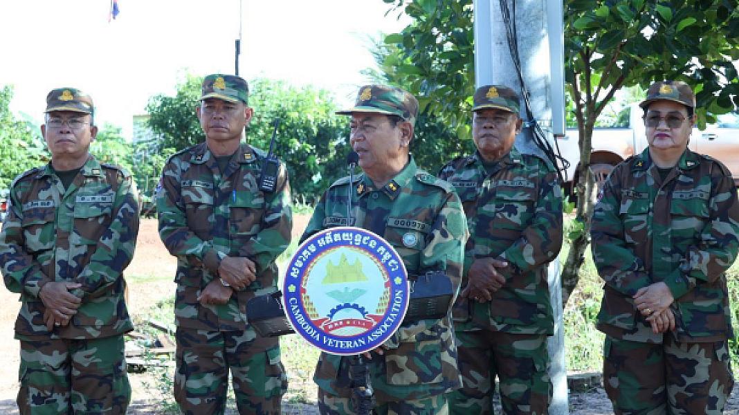 គ្រួសារអតីតយុទ្ធជនក្នុងខេត្តកំពង់ធំ ចំនួន ២០៦គ្រួសារ ទទួលបានអំណោយដ៏ថ្លៃថ្លាពីសម្ដេចទាំងទ្វេ - Image 2