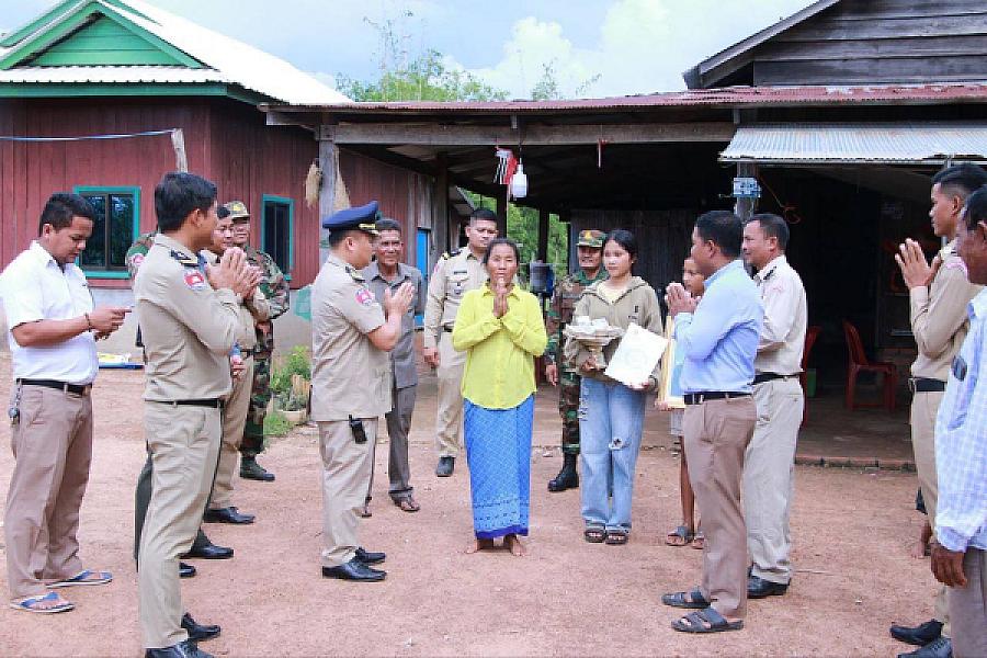 ស.អ.ក ខេត្តឧត្ដរមានជ័យ នាំយកថវិកាបេឡាមរណសង្គ្រោះជូនដល់គ្រួសារសពអតីតយុទ្ធជនចំនួន ២គ្រួសារ - Image 3