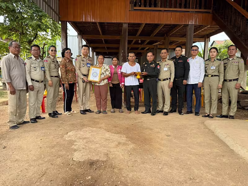 ស.អ.ក ខេត្តក្រចេះ នាំយកថវិកាបេឡាមរណសង្រ្គោះជូនគ្រួសារសពអតីតយុទ្ធជនចំនួន ៣គ្រួសារ  - Image 3