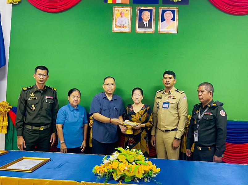 ស.អ.ក រាជធានីភ្នំពេញ នាំយកថវិកាបេឡាមរណសង្គ្រោះជូនគ្រួសារសពអតីតយុទ្ធជនចំនួន ៤គ្រួសារ - Image 4