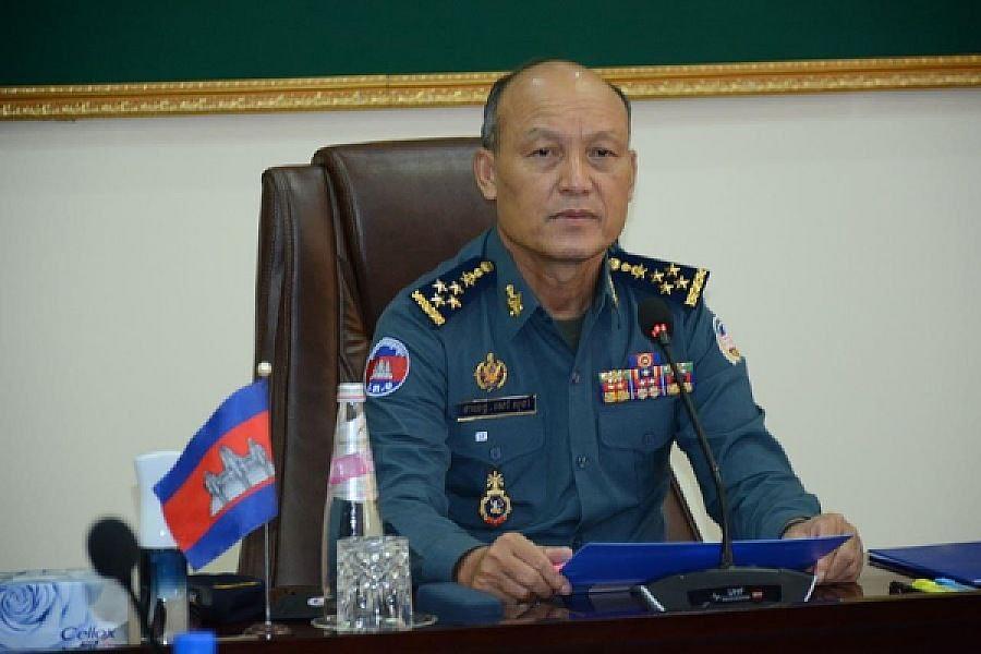 ឯកឧត្តម នាយឧត្តមសេនីយ៍ សៅ សុខា អគ្គមេបញ្ជាការរង មេបញ្ជាការ កងរាជអាវុធហត្ថលើផ្ទៃប្រទេស និងជាអគ្គលេខាធិការរង ស.អ.ក. បានចូលរួមឧបត្ថម្ភថវិកា ៤០លានរៀល ដើម្បីរៀបចំមហាសន្និបាតវិសាមញ្ញ តំណាងសមាគមអតីតយុទ្ធជនកម្ពុជាទូទាំងប្រទេស