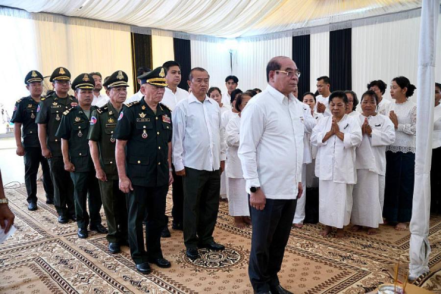 ឯកឧត្តម ឧត្តមសេនីយ៍ឯក សៀក សុជាតិ បានដឹកនាំគណៈប្រតិភូ អញ្ជើញគោរពវិញ្ញាណក្ខន្ធសព ឯកឧត្តម ឧត្តមសេនីយ៍ឯក ច័ន្ទ លំផាត់ - Image 4