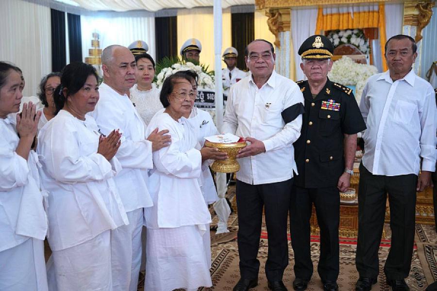 ឯកឧត្តម ឧត្តមសេនីយ៍ឯក សៀក សុជាតិ បានដឹកនាំគណៈប្រតិភូ អញ្ជើញគោរពវិញ្ញាណក្ខន្ធសព ឯកឧត្តម ឧត្តមសេនីយ៍ឯក ច័ន្ទ លំផាត់ - Image 7