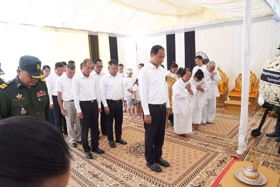 ឯកឧត្តម គីម រិទ្ធី អញ្ជើញគោរពវិញ្ញាណក្ខន្ធសព ឯកឧត្តម ឧត្តមសេនីយ៍ឯក ច័ន្ទ លំផាត់ - Image 4