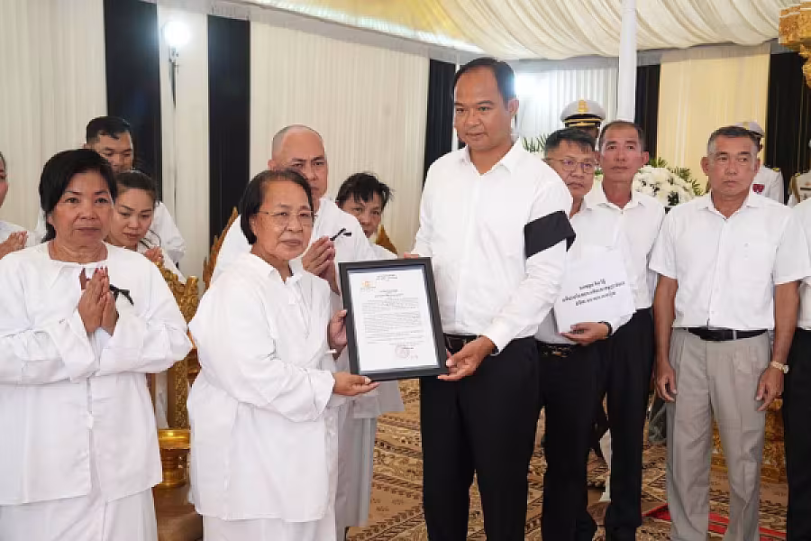 ឯកឧត្តម គីម រិទ្ធី អញ្ជើញគោរពវិញ្ញាណក្ខន្ធសព ឯកឧត្តម ឧត្តមសេនីយ៍ឯក ច័ន្ទ លំផាត់ - Image 6