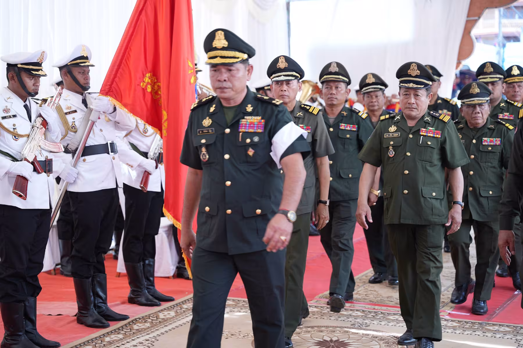 ឧត្តមសេនីយ៍ទោ ម៉ែន រ័ត្ន អញ្ជើញគោរពវិញ្ញាណក្ខន្ធសព ឯកឧត្តម ឧត្តមសេនីយ៍ឯក ច័ន្ទ លំផាត់