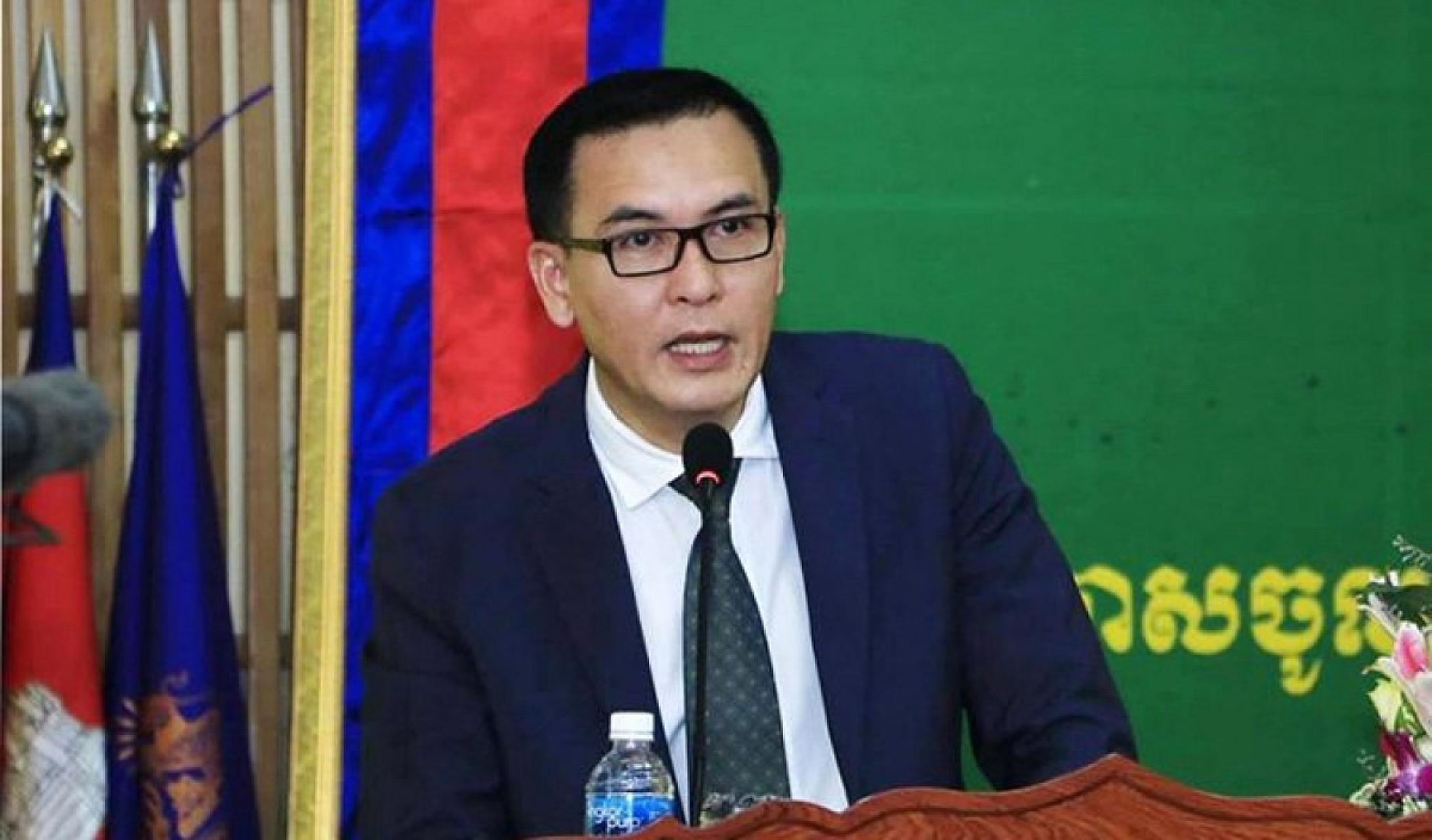 ឯកឧត្តម ឡាំ ជា រដ្ឋមន្រ្តីទទួលបន្ទុកលេខាធិការដ្ឋានព្រំដែន ឧបត្ថម្ភថវិកា ២០០០ដុល្លារ ដើម្បីរៀបចំមហាសន្និបាតវិសាមញ្ញតំណាងសមាគមអតីតយុទ្ធជនកម្ពុជាទូទាំងប្រទេស