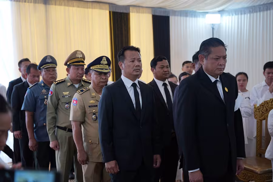 ឯកឧត្តម ប៉ែន កុសល្យ អញ្ជើញគោរពវិញ្ញាណក្ខន្ធសព ឯកឧត្តម ឧត្តមសេនីយ៍ឯក ច័ន្ទ លំផាត់ - Image 2